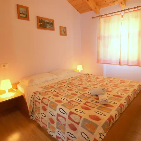 House Perla, Only 200 M From The Beach *